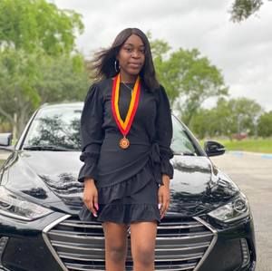 Meet your Posher, Denise